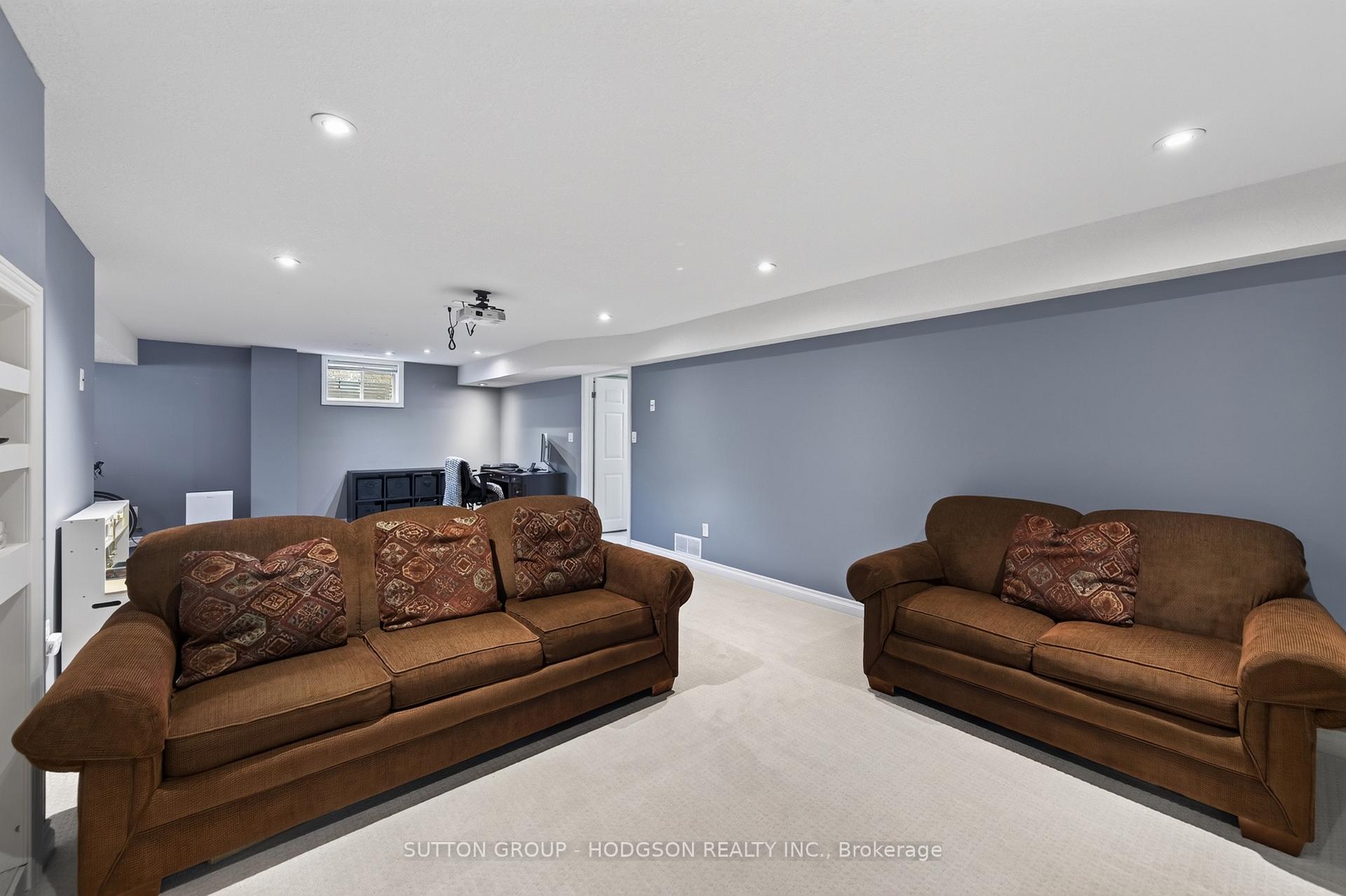 Photo 23 of 1476 Lawson Road, London, North I — HOMEH