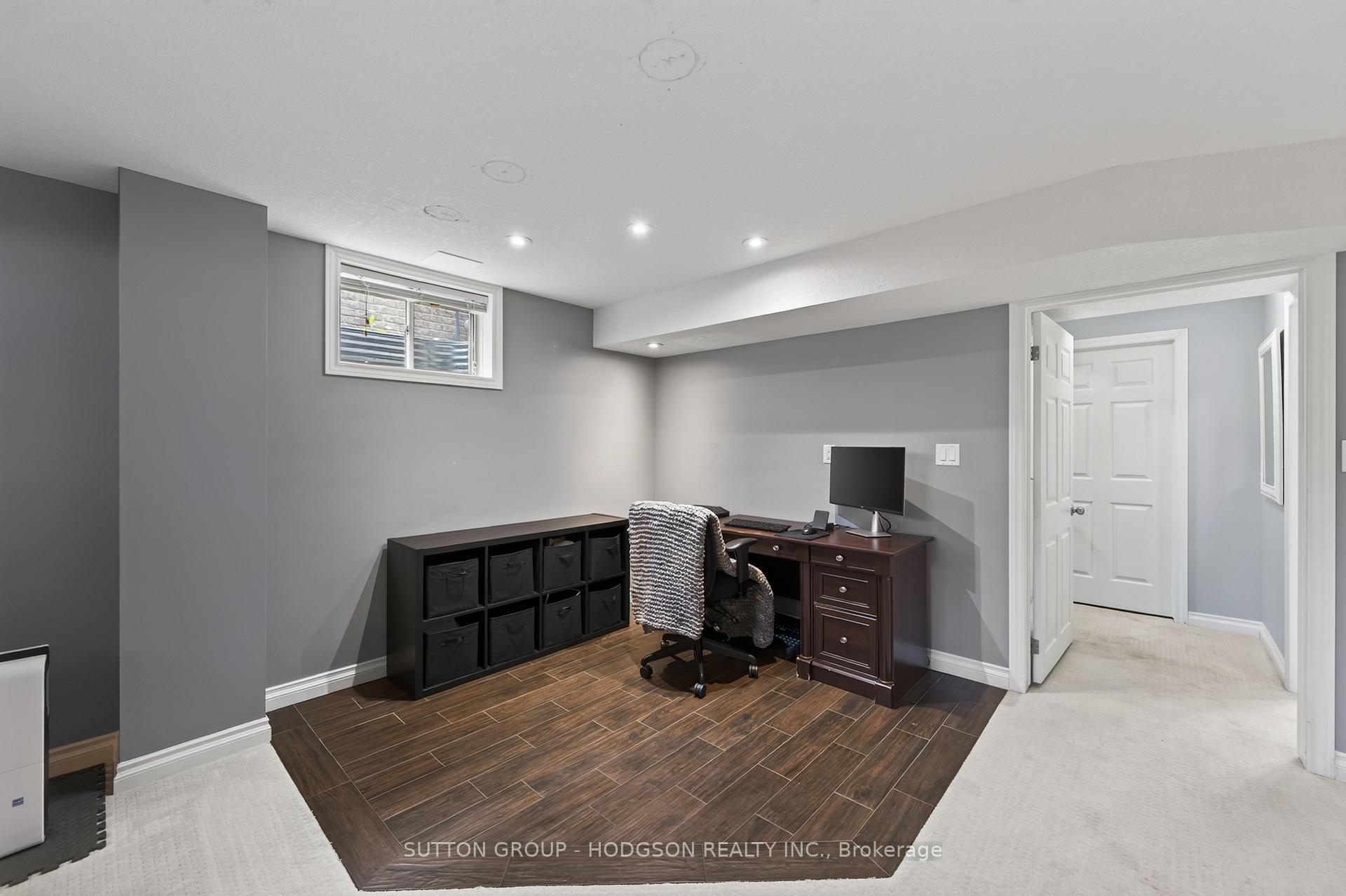 Photo 25 of 1476 Lawson Road, London, North I — HOMEH