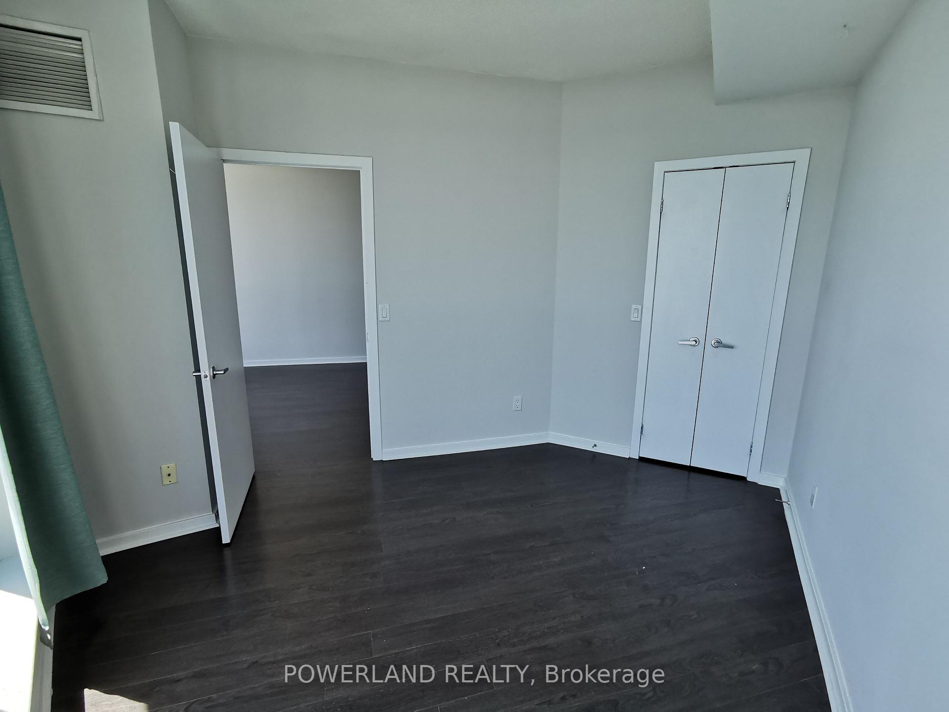 Photo 4 of Unit 3307, 208 Queens Quay W, Toronto, Waterfront Communities — HOMEH