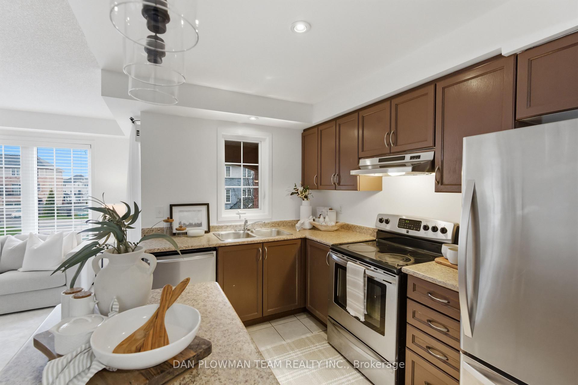 Photo 11 of 23 Blunden Road, Ajax, Central East — HOMEH