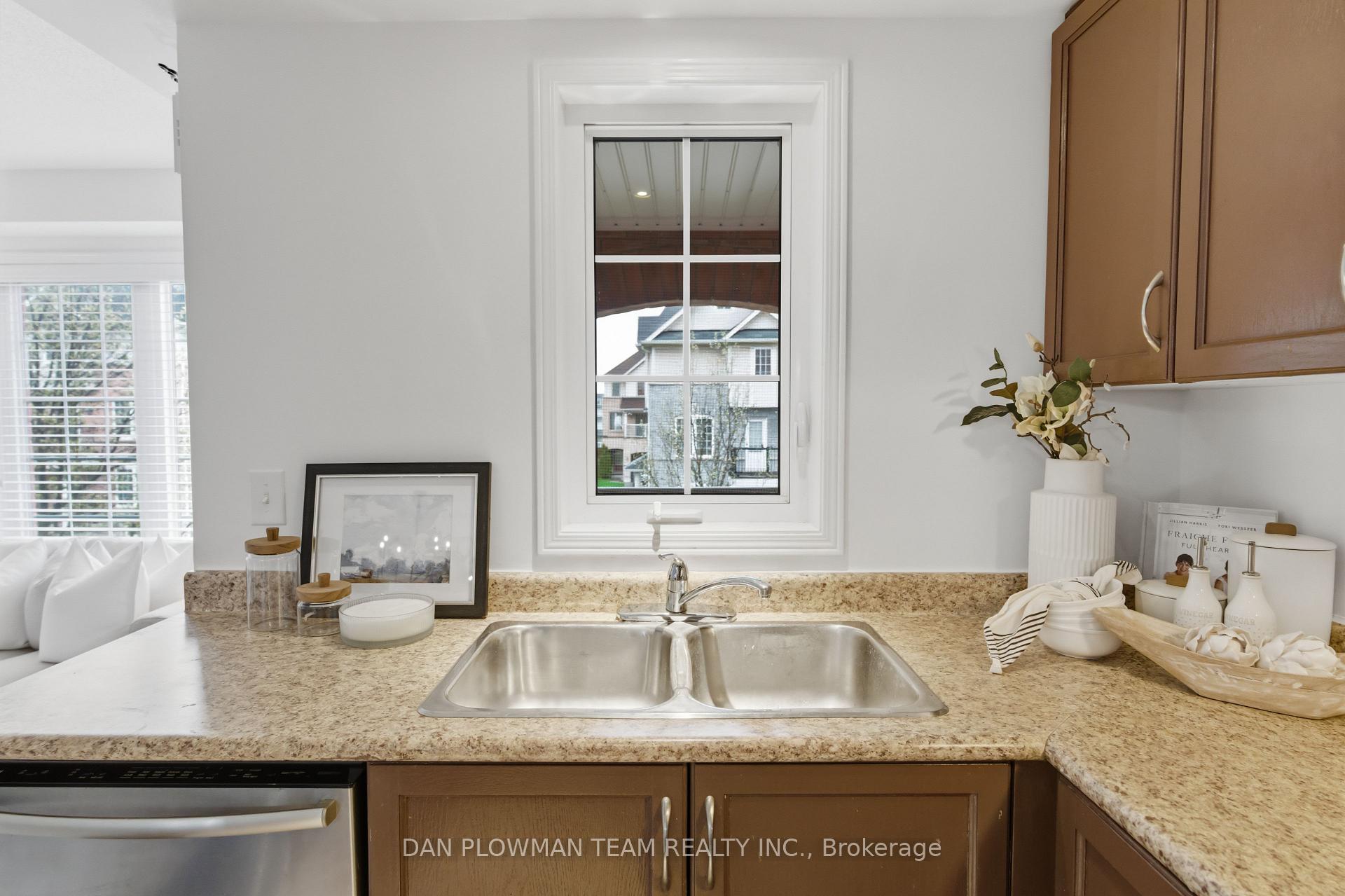 Photo 15 of 23 Blunden Road, Ajax, Central East — HOMEH