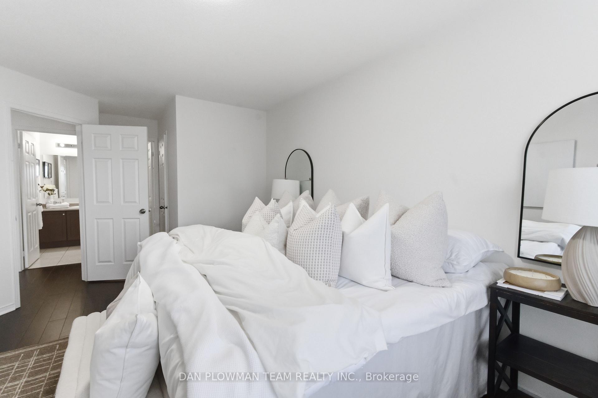 Photo 20 of 23 Blunden Road, Ajax, Central East — HOMEH