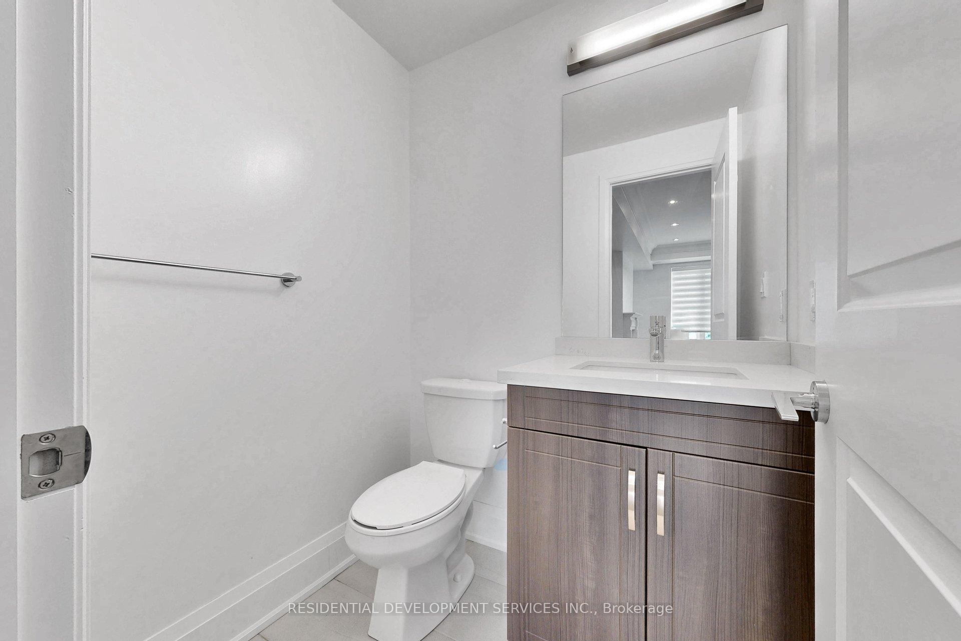 Photo 22 of 37 Village Parkway, Markham, Unionville — HOMEH