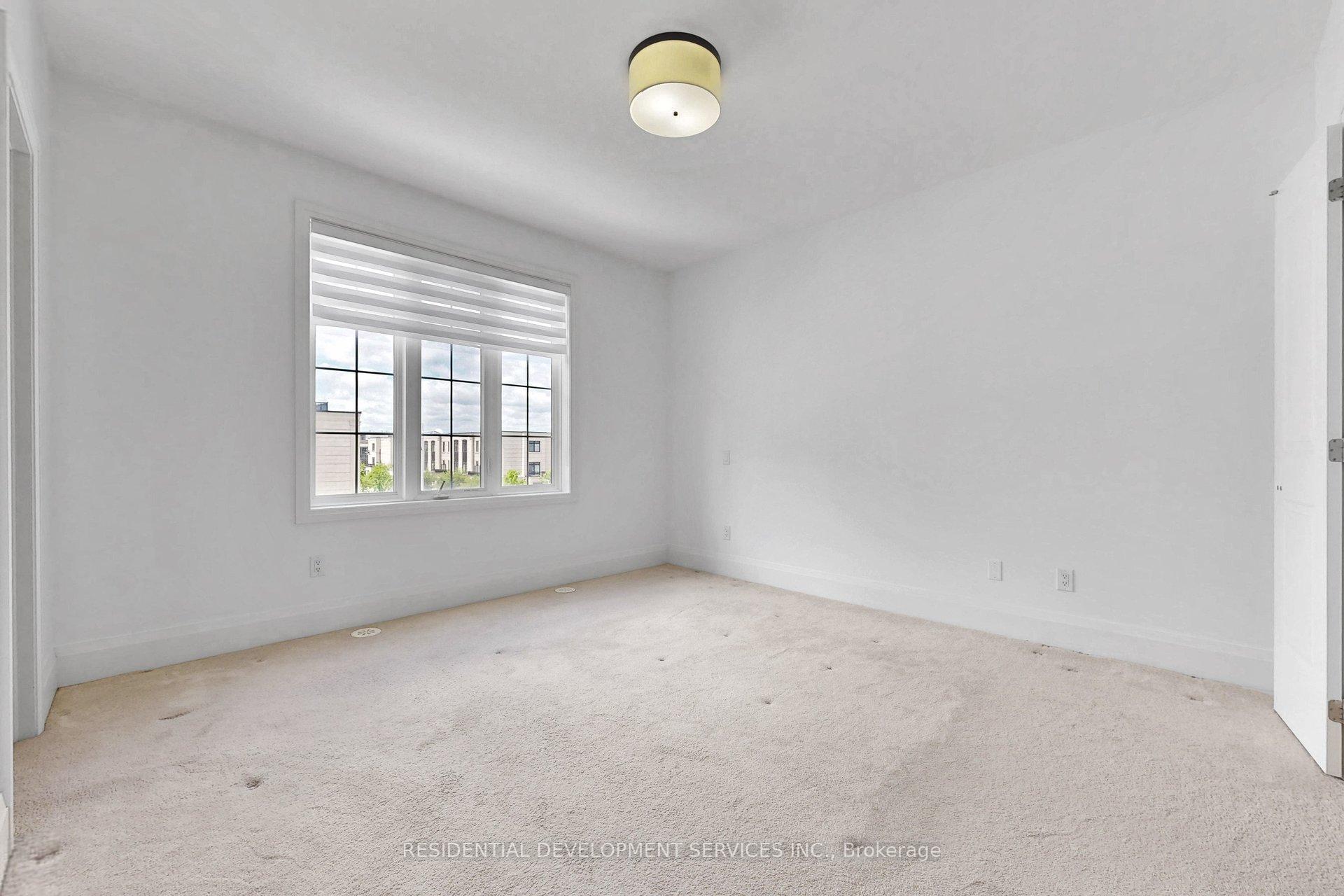 Photo 32 of 37 Village Parkway, Markham, Unionville — HOMEH