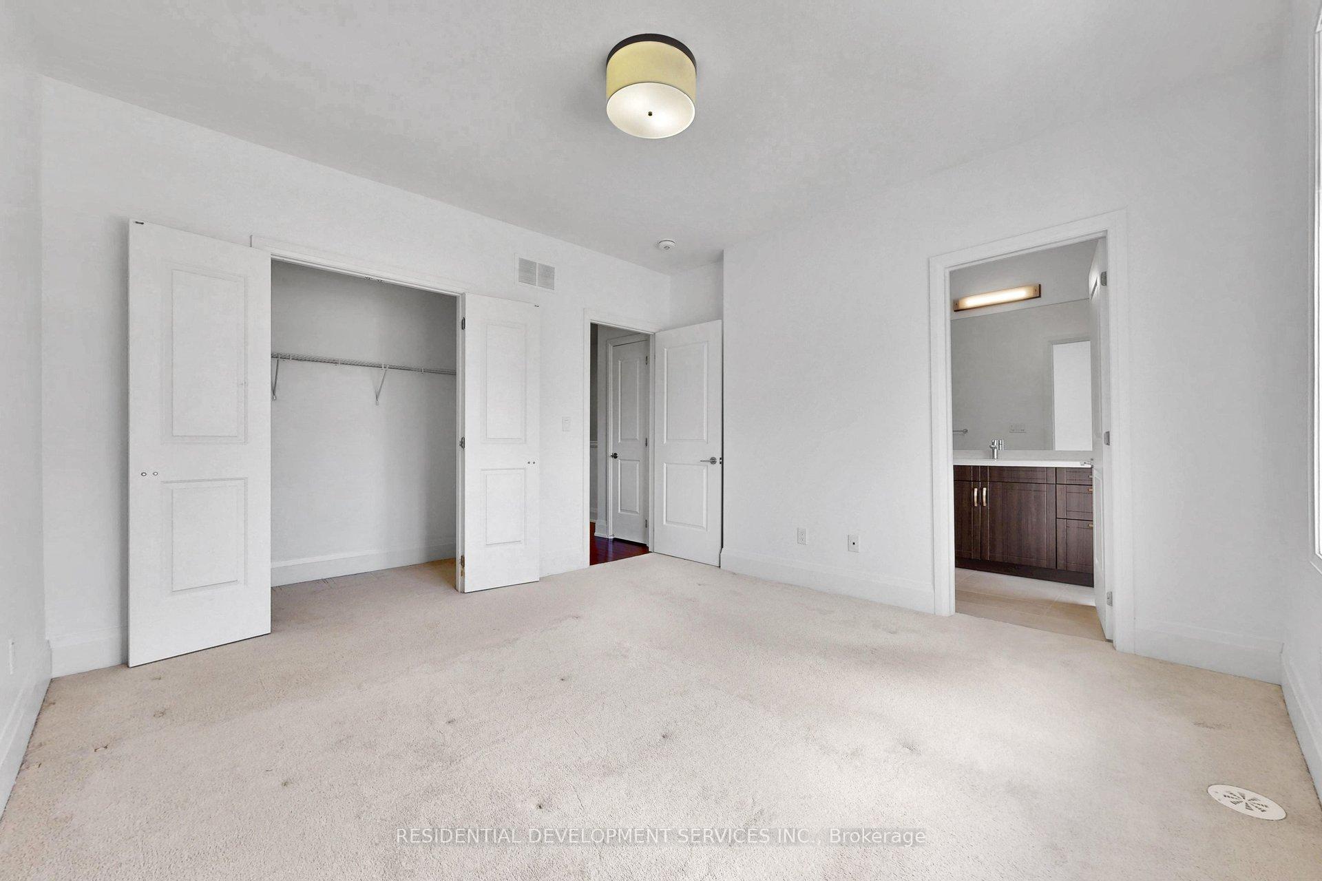 Photo 33 of 37 Village Parkway, Markham, Unionville — HOMEH