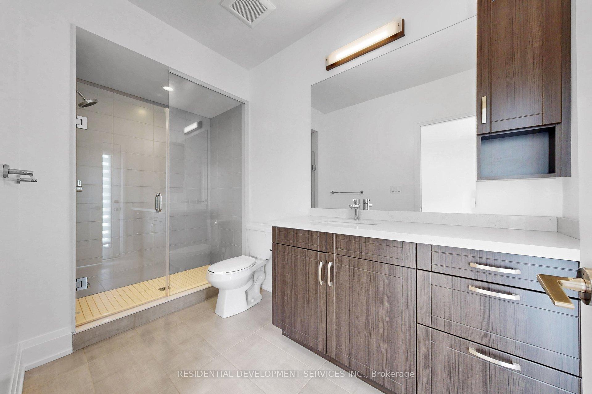 Photo 36 of 37 Village Parkway, Markham, Unionville — HOMEH