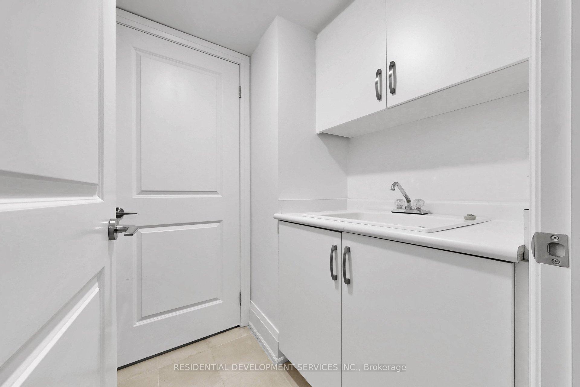 Photo 44 of 37 Village Parkway, Markham, Unionville — HOMEH