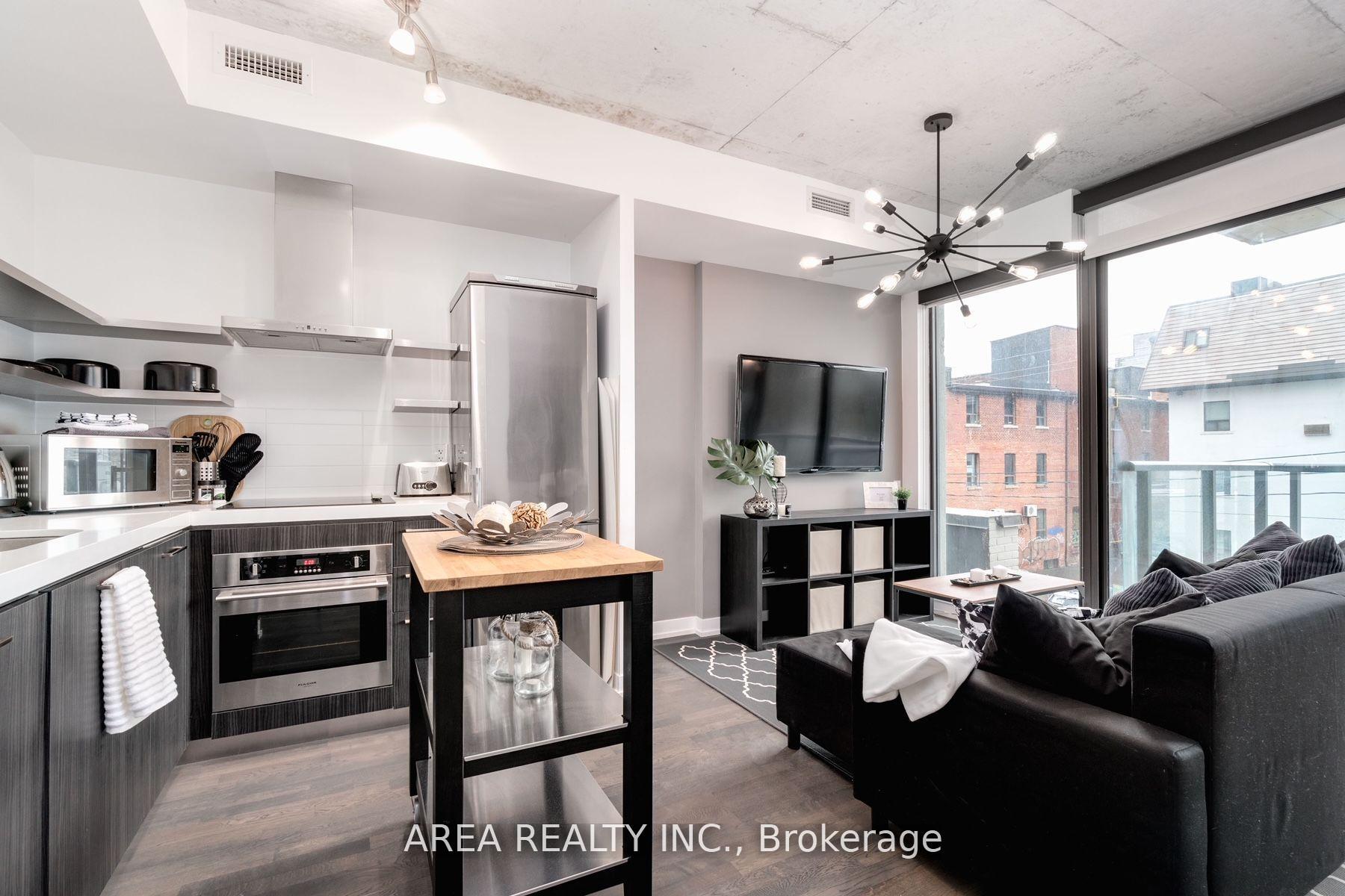 Photo 2 of Unit 334, 461 adelaide Street W, Toronto, Waterfront Communities — HOMEH