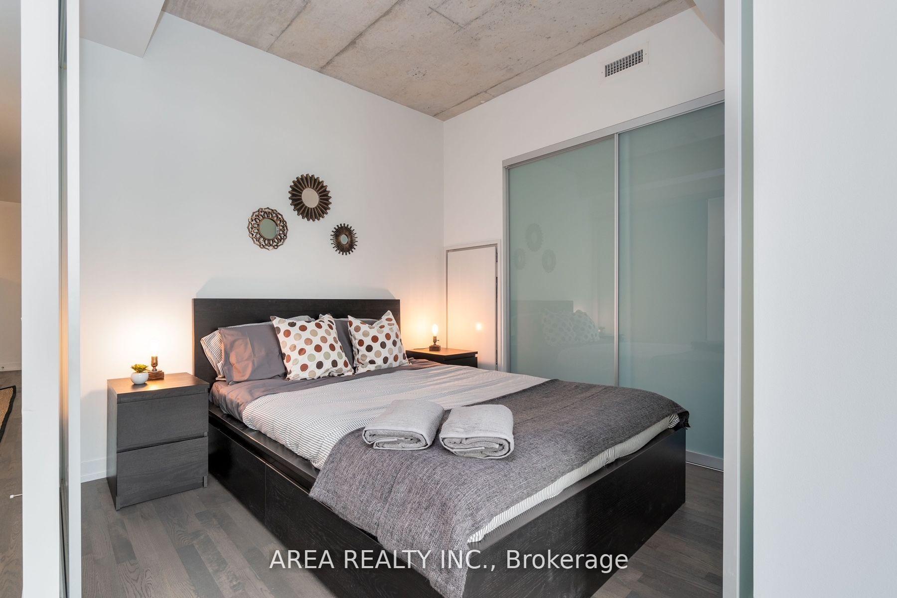 Photo 6 of Unit 334, 461 adelaide Street W, Toronto, Waterfront Communities — HOMEH