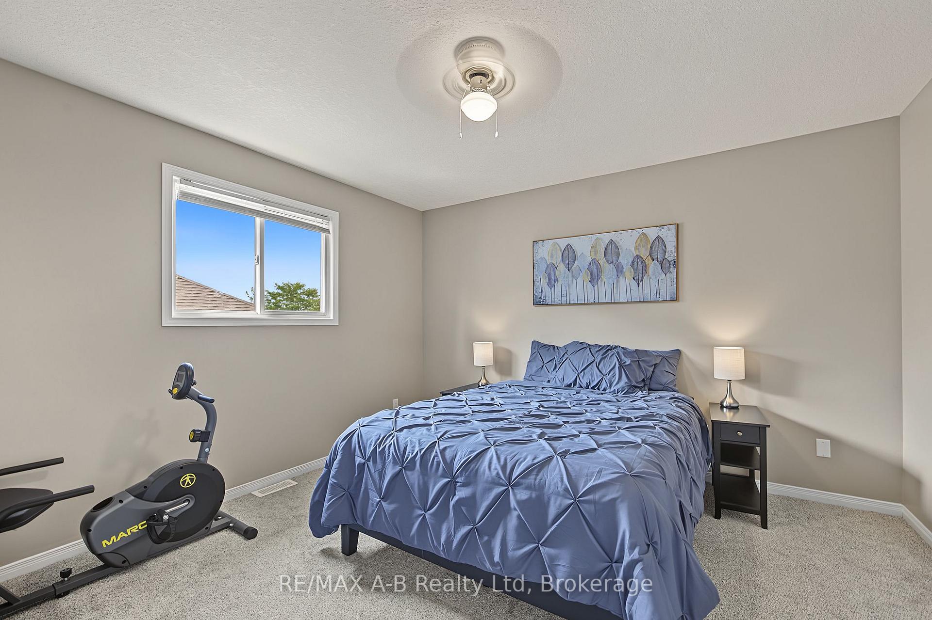 Photo 23 of 15 Cook Crescent, St. Thomas — HOMEH