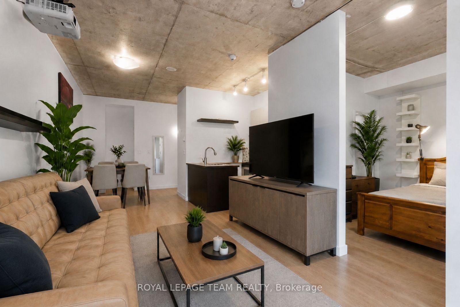 Photo 2 of Unit 1005, 179 George Street, Ottawa, Lower Town/Byward Market — HOMEH