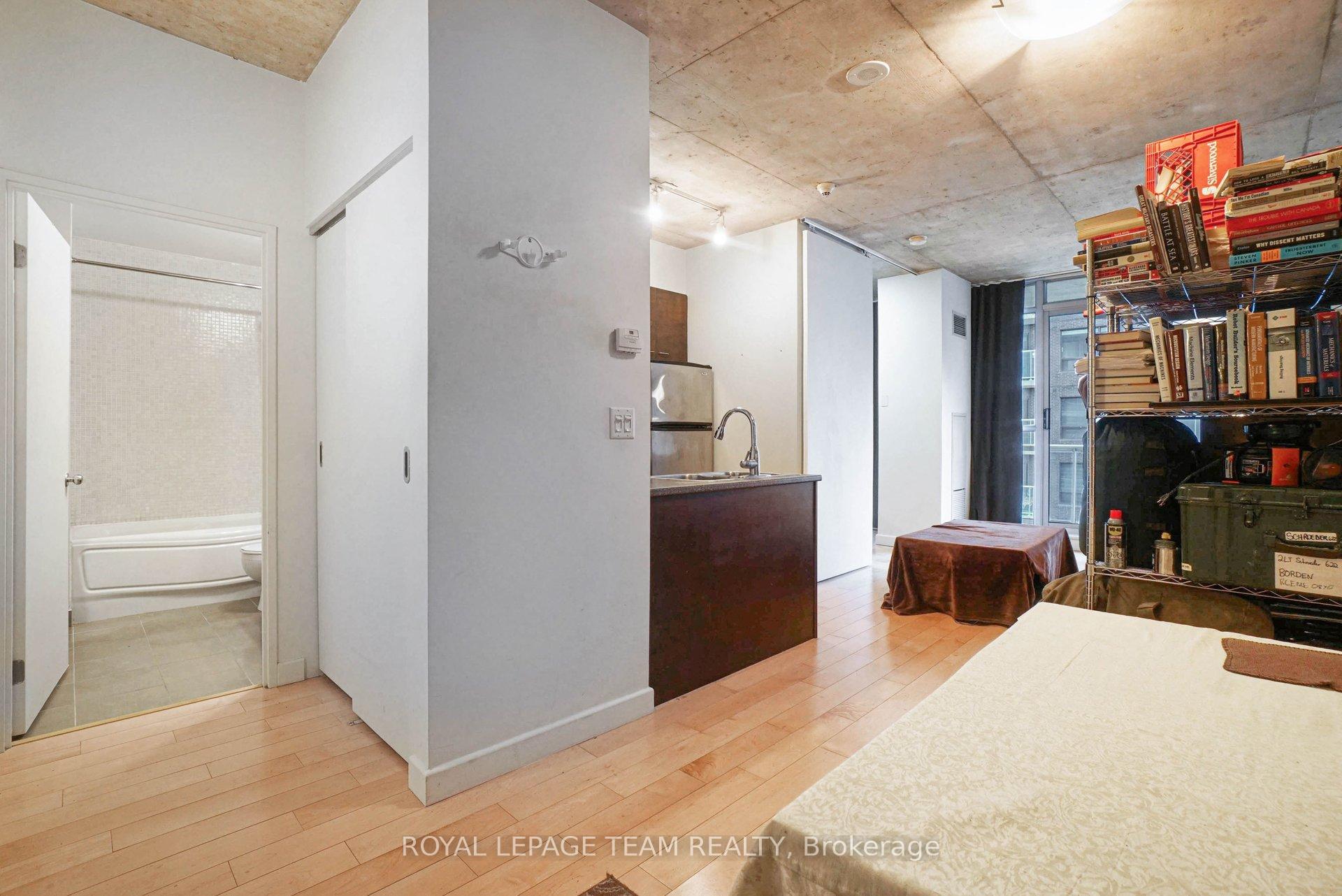 Photo 5 of Unit 1005, 179 George Street, Ottawa, Lower Town/Byward Market — HOMEH
