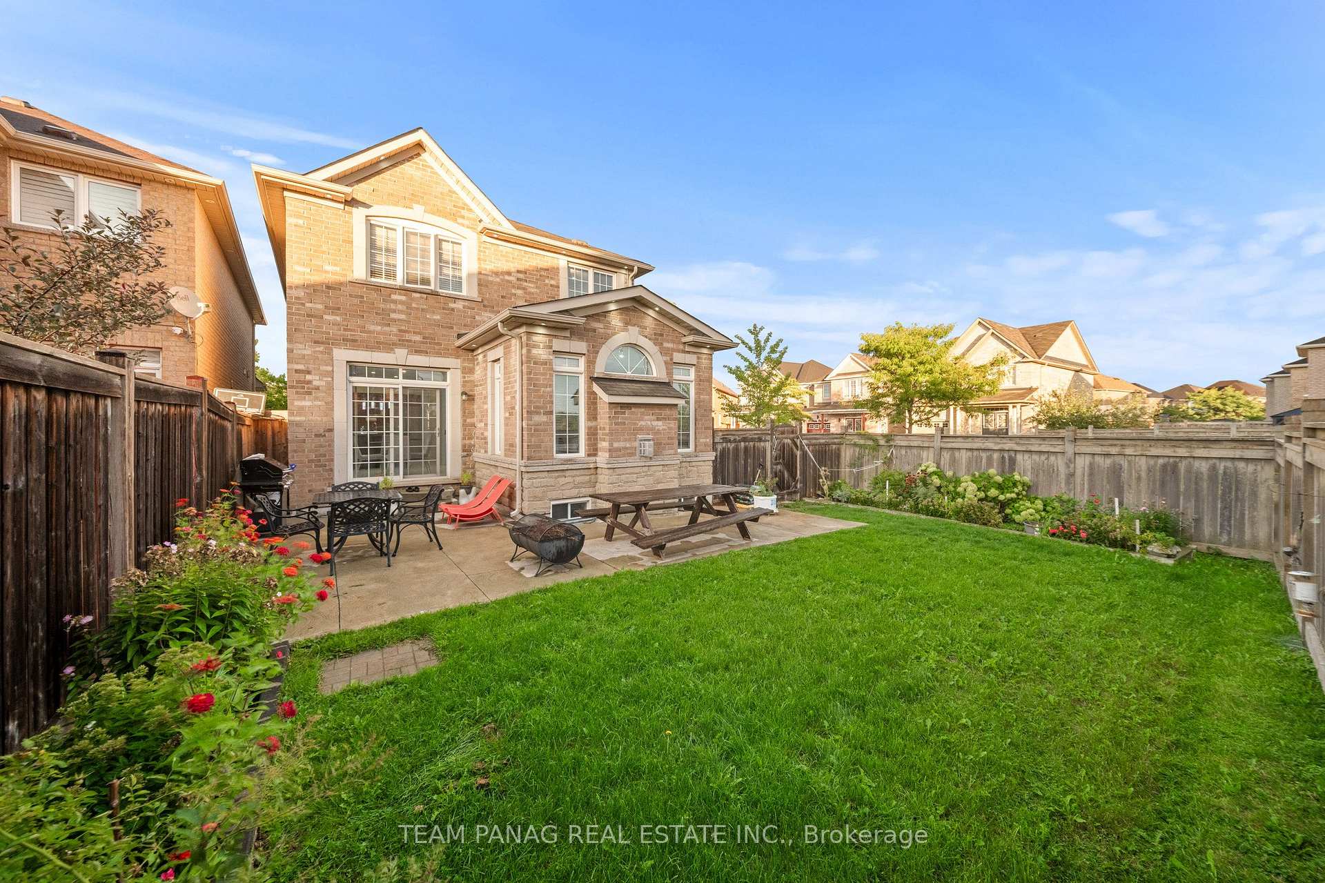 Photo 42 of 20 Mission Ridge Trail, Brampton, Bram East — HOMEH