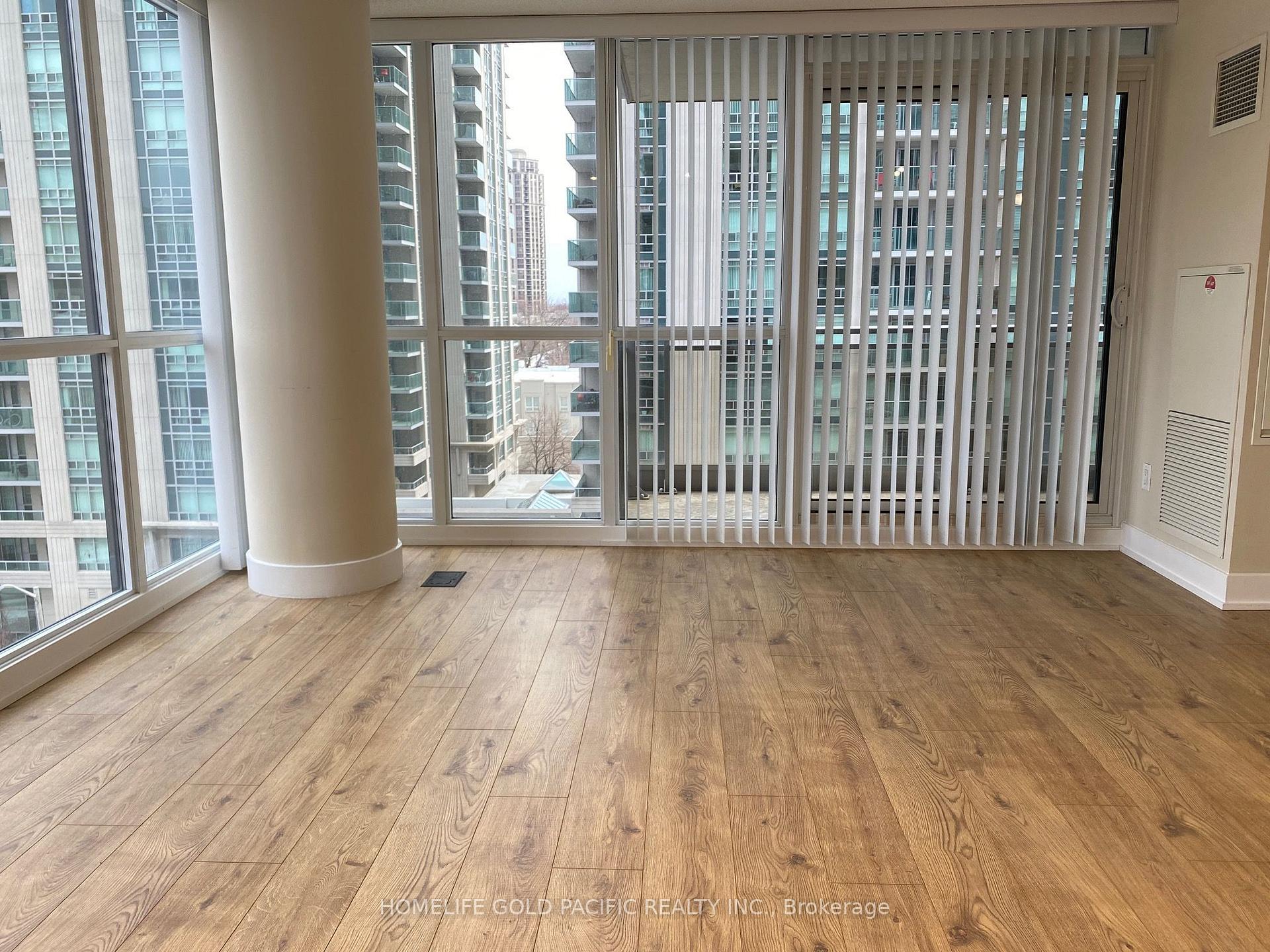 Photo 5 of Unit 709, 23 Sheppard Avenue E, North York, Willowdale East — HOMEH