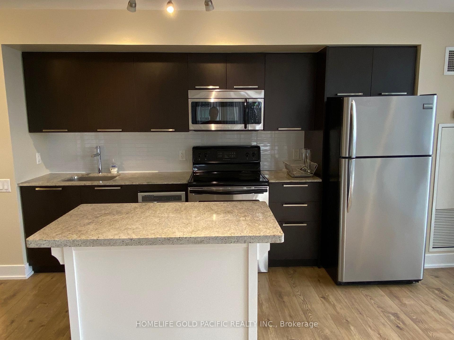 Photo 17 of Unit 709, 23 Sheppard Avenue E, North York, Willowdale East — HOMEH
