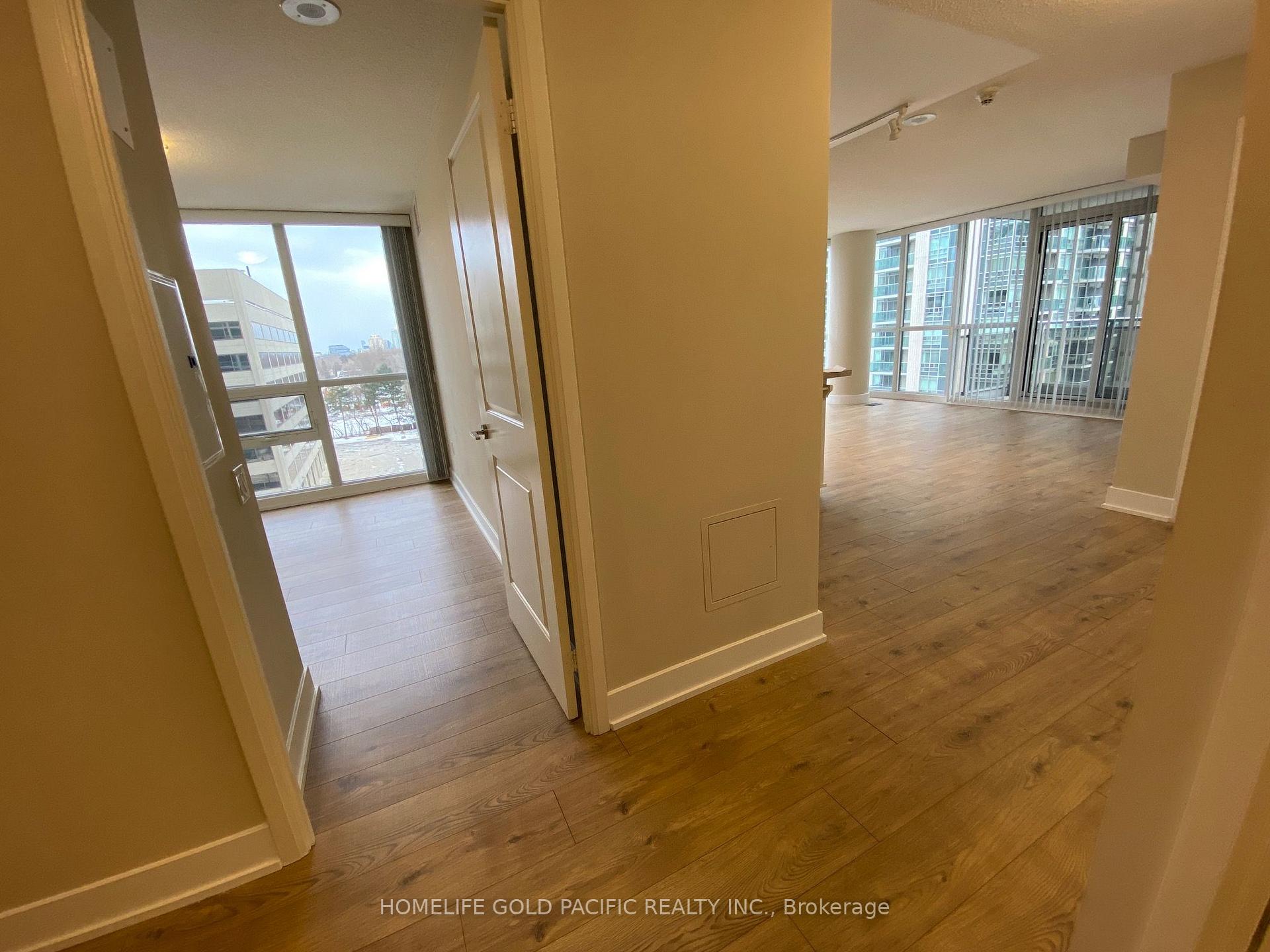 Photo 37 of Unit 709, 23 Sheppard Avenue E, North York, Willowdale East — HOMEH