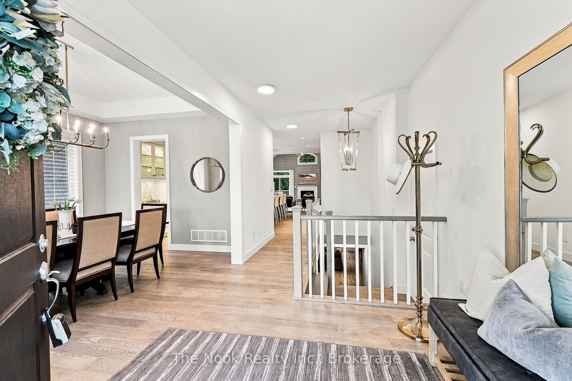 Photo 3 of 372 Northglen Boulevard, Clarington, Bowmanville — HOMEH