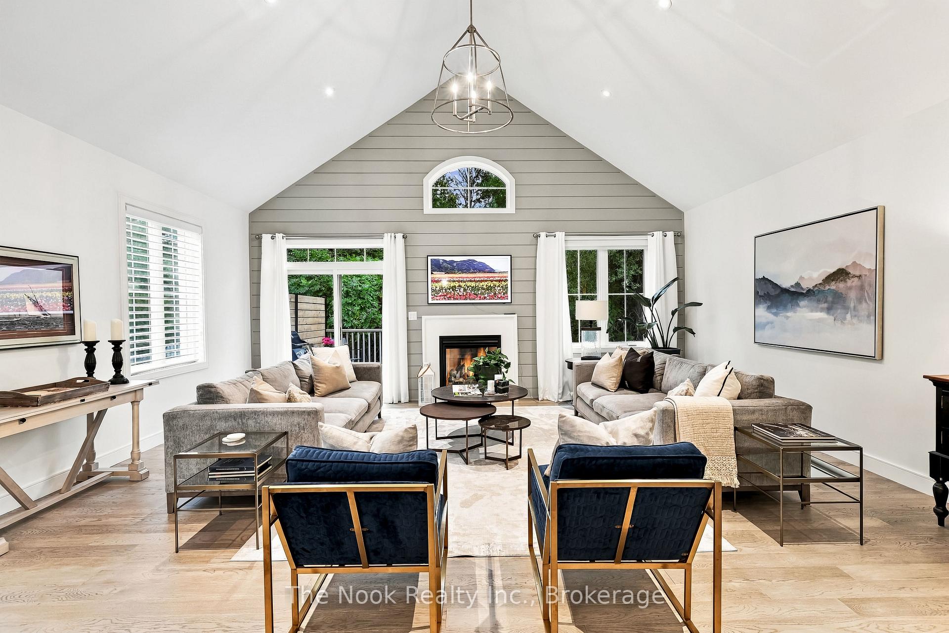 Photo 4 of 372 Northglen Boulevard, Clarington, Bowmanville — HOMEH