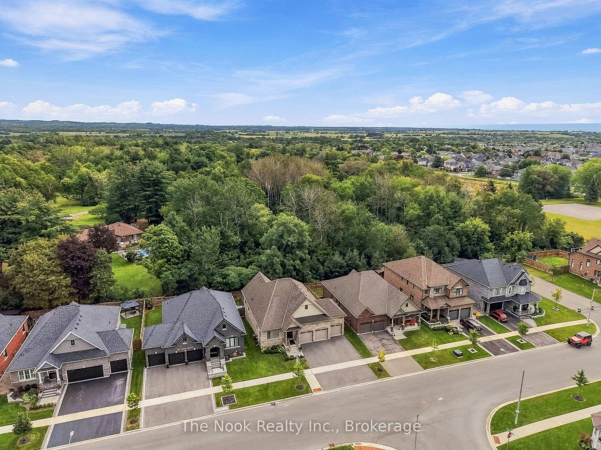 Photo 50 of 372 Northglen Boulevard, Clarington, Bowmanville — HOMEH