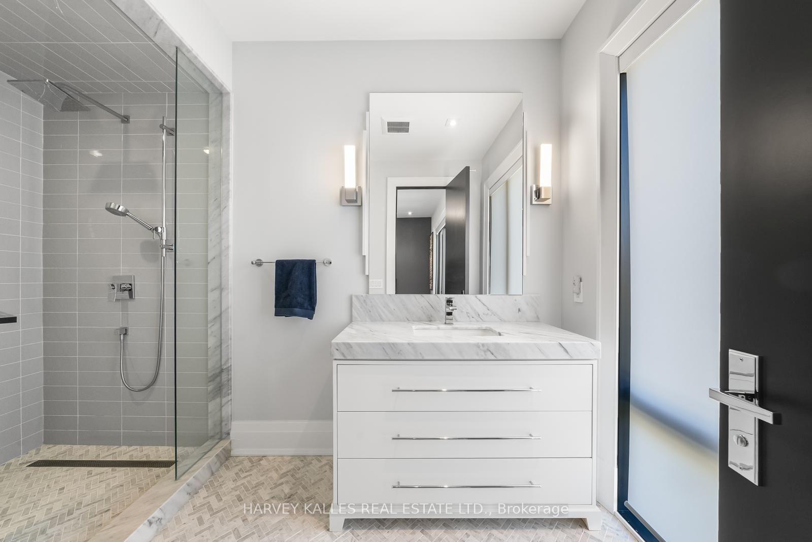 Photo 34 of 75 Bannockburn Avenue, Toronto, Bedford Park-Nortown — HOMEH