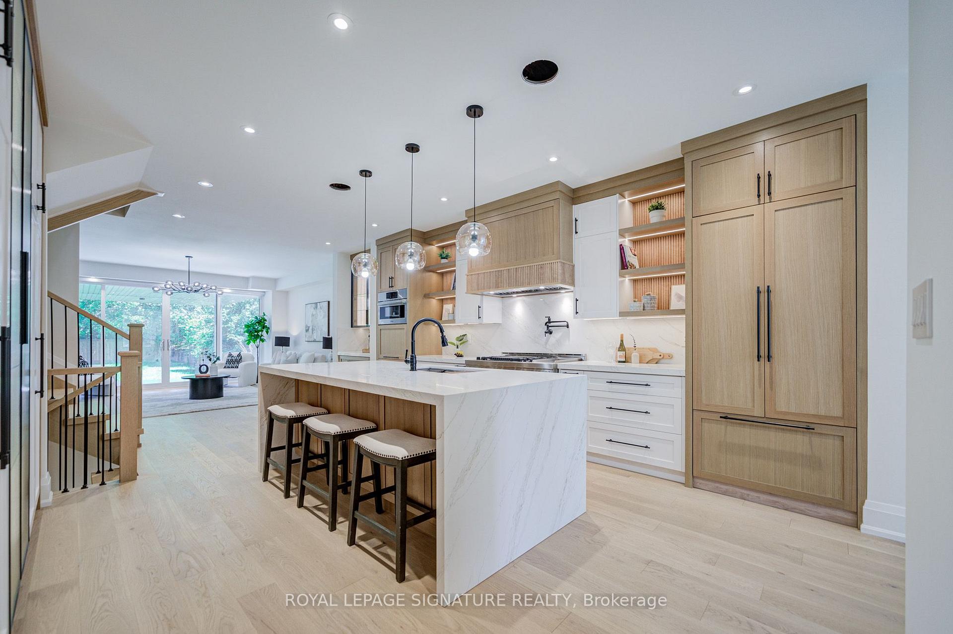 Photo 4 of 971 Filmandale Road, Burlington, LaSalle — HOMEH