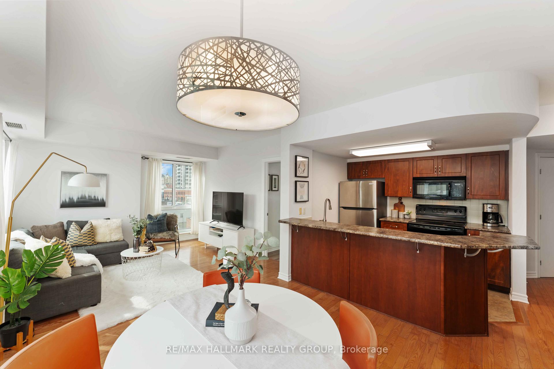 Photo 7 of Unit 608, 200 Rideau Street, Ottawa, Sandy Hill — HOMEH