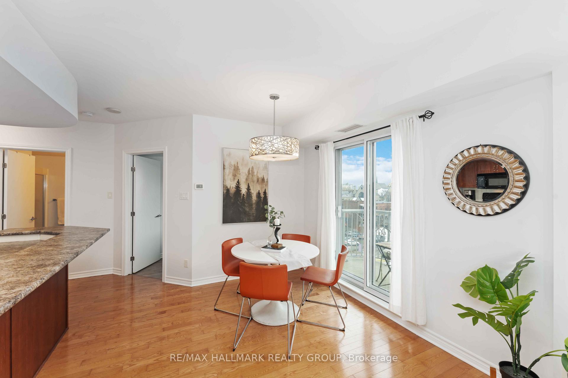 Photo 8 of Unit 608, 200 Rideau Street, Ottawa, Sandy Hill — HOMEH