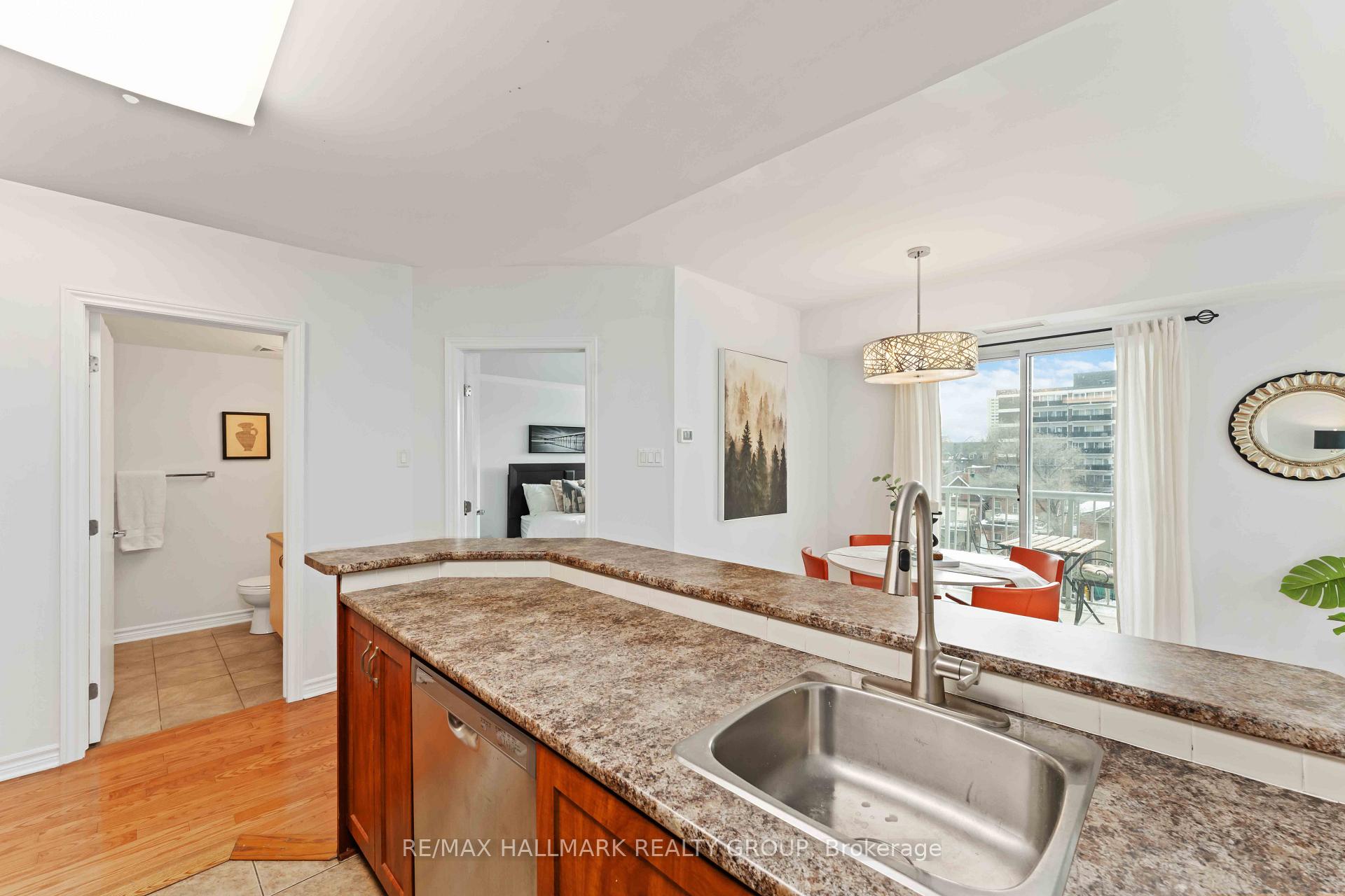 Photo 9 of Unit 608, 200 Rideau Street, Ottawa, Sandy Hill — HOMEH
