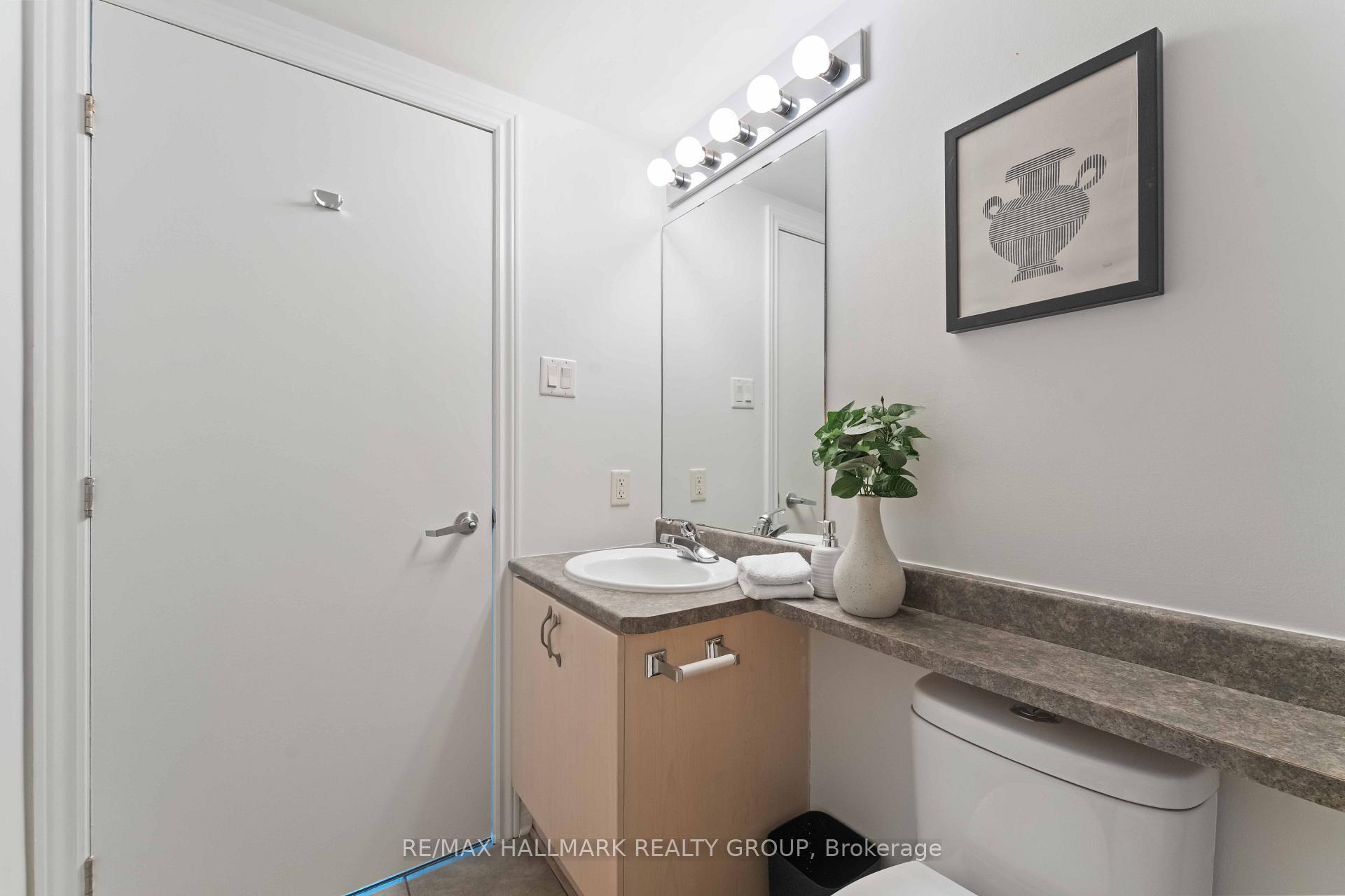 Photo 16 of Unit 608, 200 Rideau Street, Ottawa, Sandy Hill — HOMEH