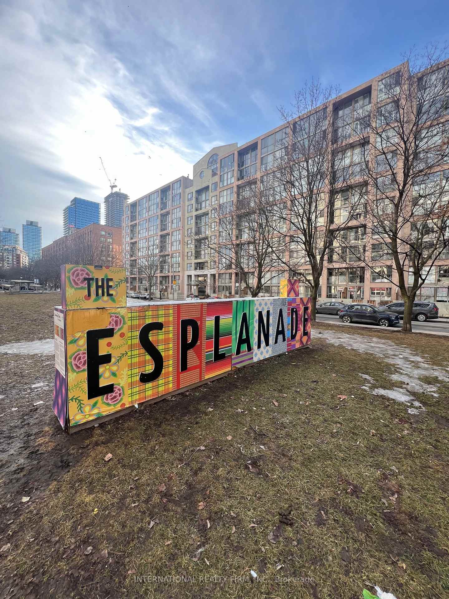 Photo 2 of Unit PH5, 65 Scadding Avenue, Toronto, Waterfront Communities — HOMEH