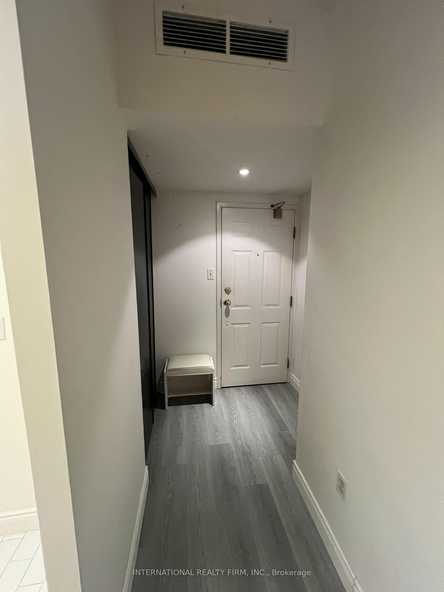 Photo 3 of Unit PH5, 65 Scadding Avenue, Toronto, Waterfront Communities — HOMEH