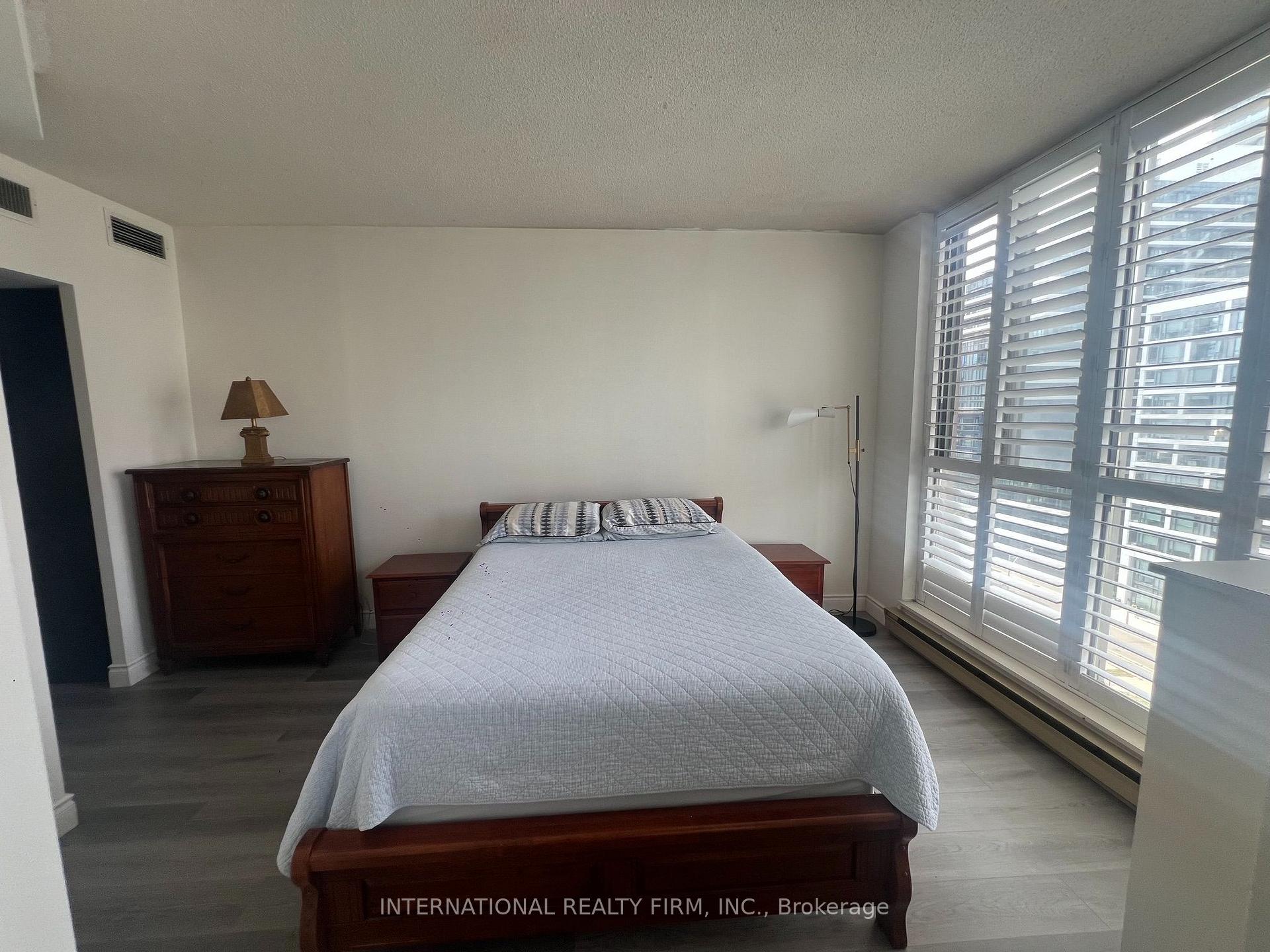 Photo 11 of Unit PH5, 65 Scadding Avenue, Toronto, Waterfront Communities — HOMEH