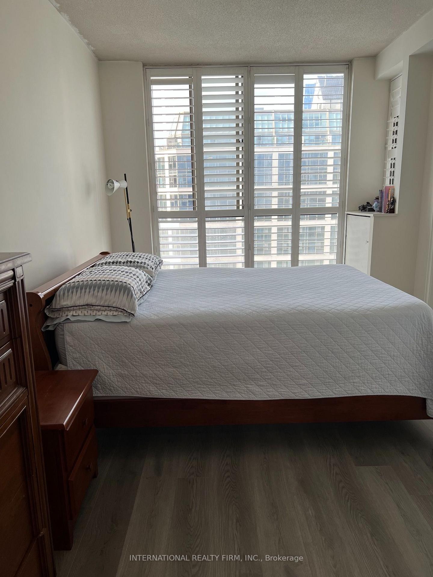 Photo 12 of Unit PH5, 65 Scadding Avenue, Toronto, Waterfront Communities — HOMEH
