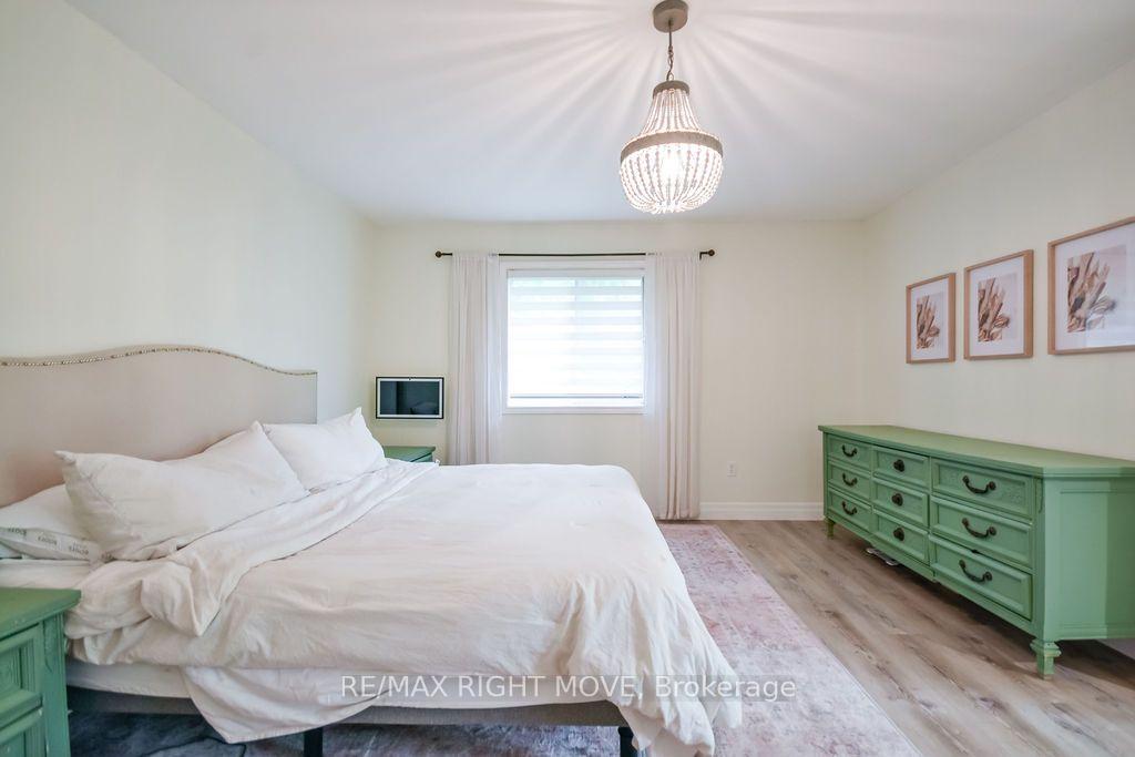 Photo 17 of 18 Creighton Street, Ramara, Atherley — HOMEH
