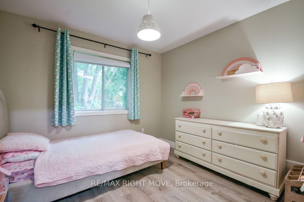Photo 21 of 18 Creighton Street, Ramara, Atherley — HOMEH