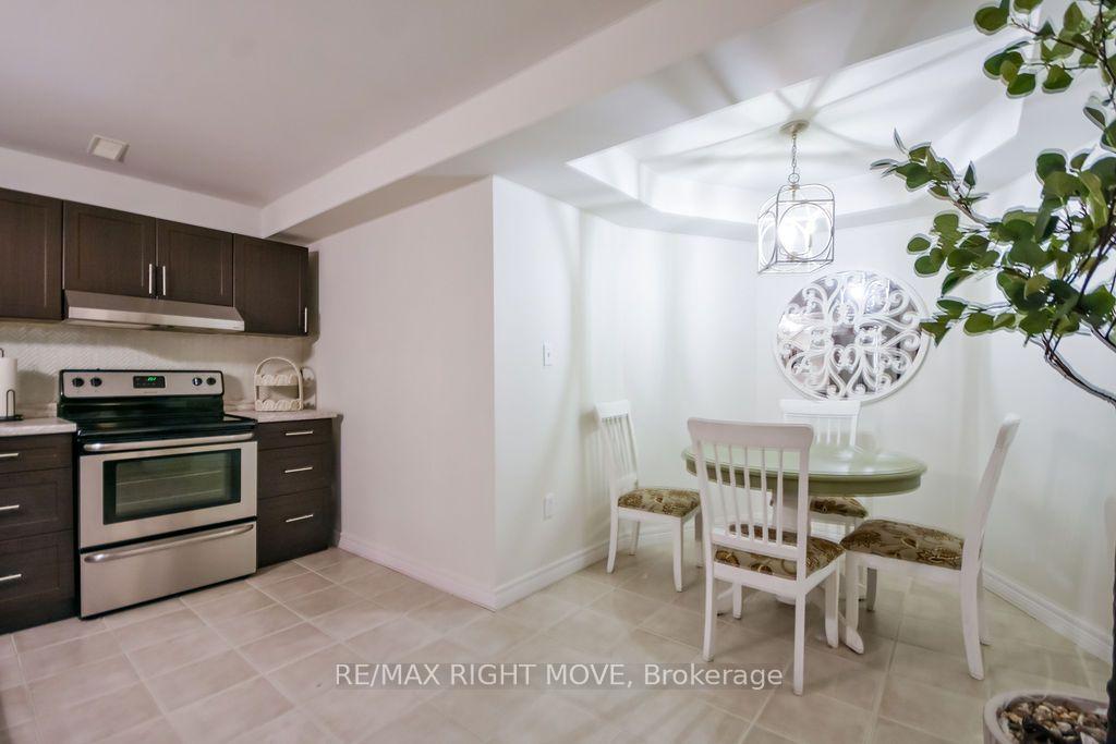 Photo 31 of 18 Creighton Street, Ramara, Atherley — HOMEH