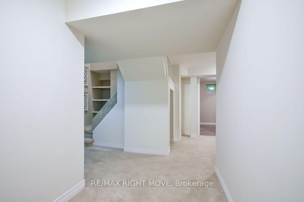 Photo 35 of 18 Creighton Street, Ramara, Atherley — HOMEH