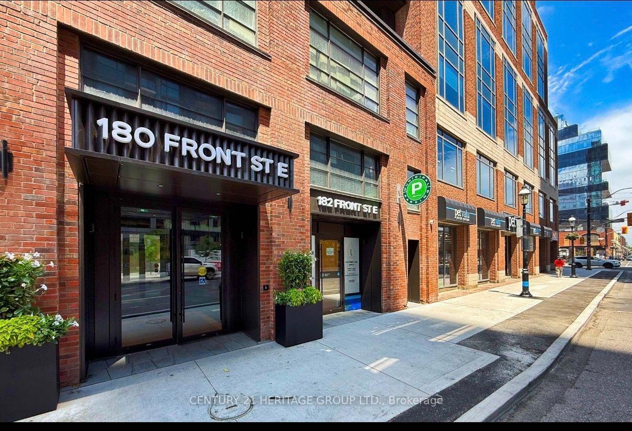 Photo 5 of Unit 2708, 180 Front Street E, Toronto, Waterfront Communities — HOMEH