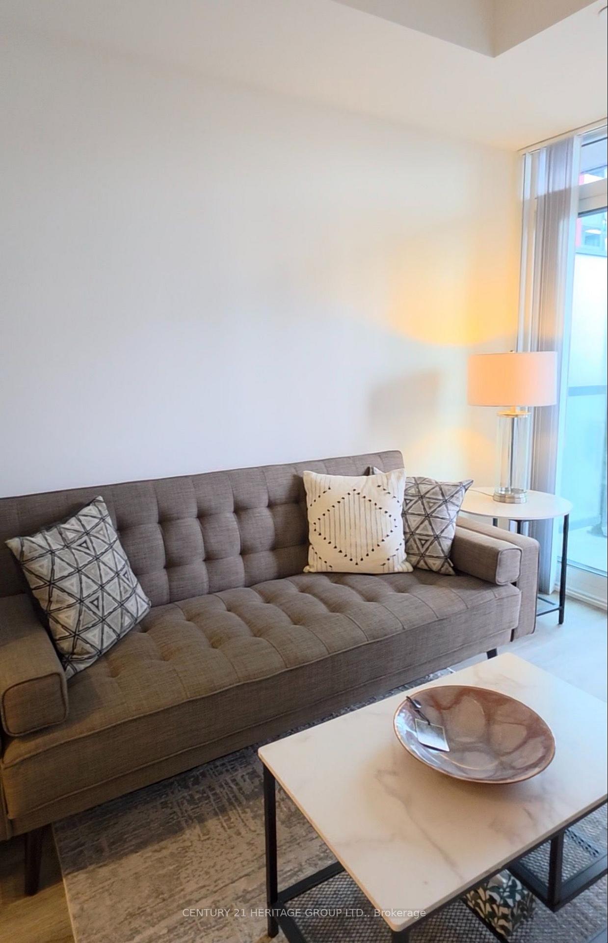 Photo 11 of Unit 2708, 180 Front Street E, Toronto, Waterfront Communities — HOMEH