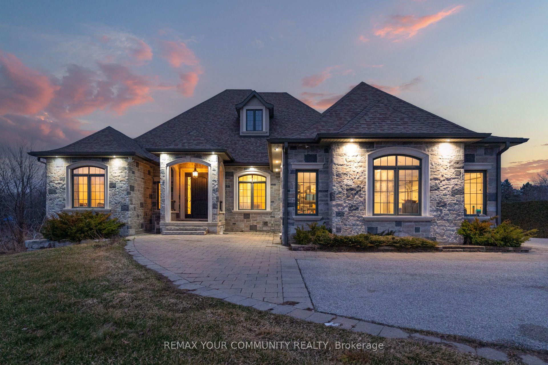 Photo 1 of 20111 Bathurst Street E, East Gwillimbury, Holland Landing — HOMEH