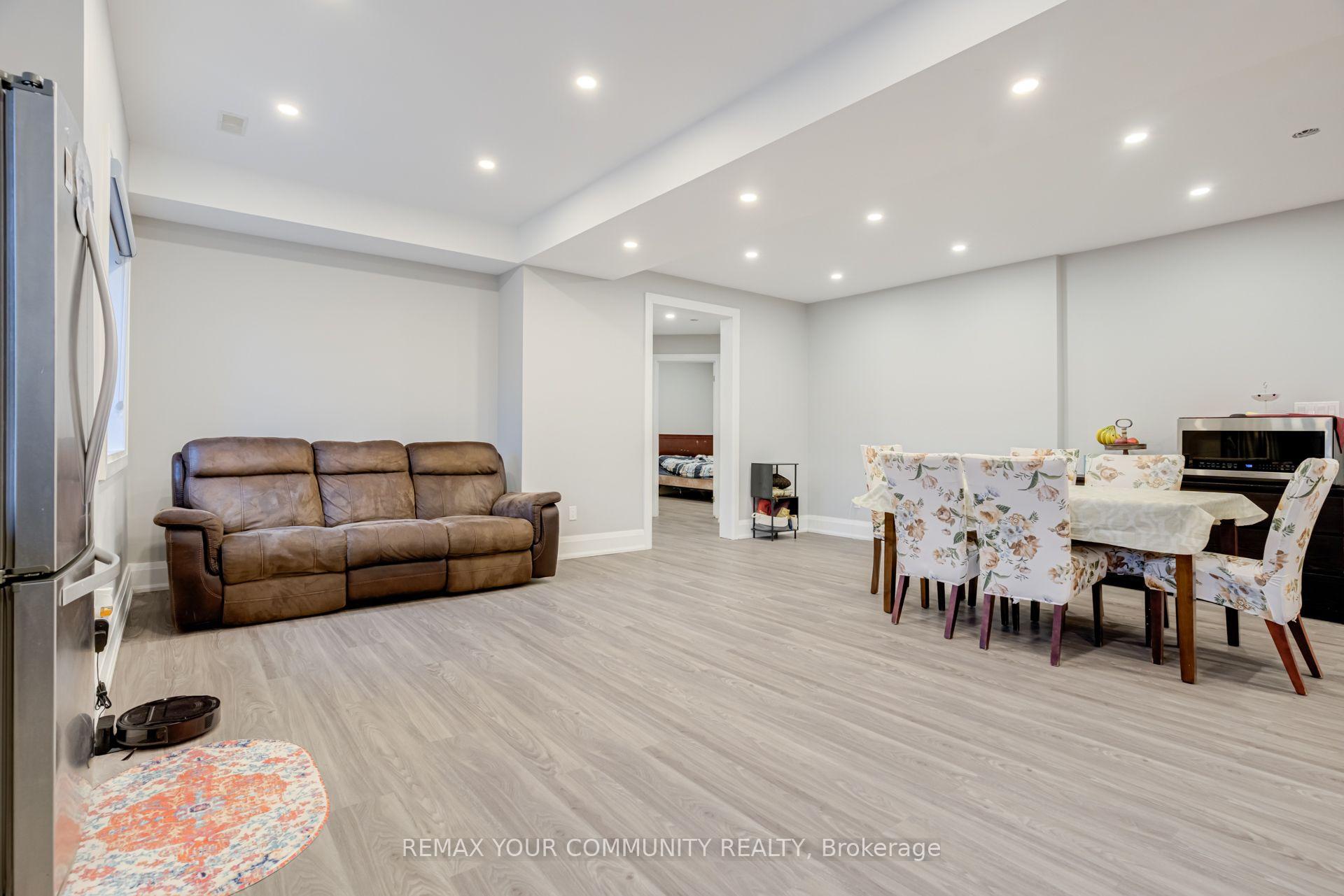 Photo 7 of 20111 Bathurst Street E, East Gwillimbury, Holland Landing — HOMEH