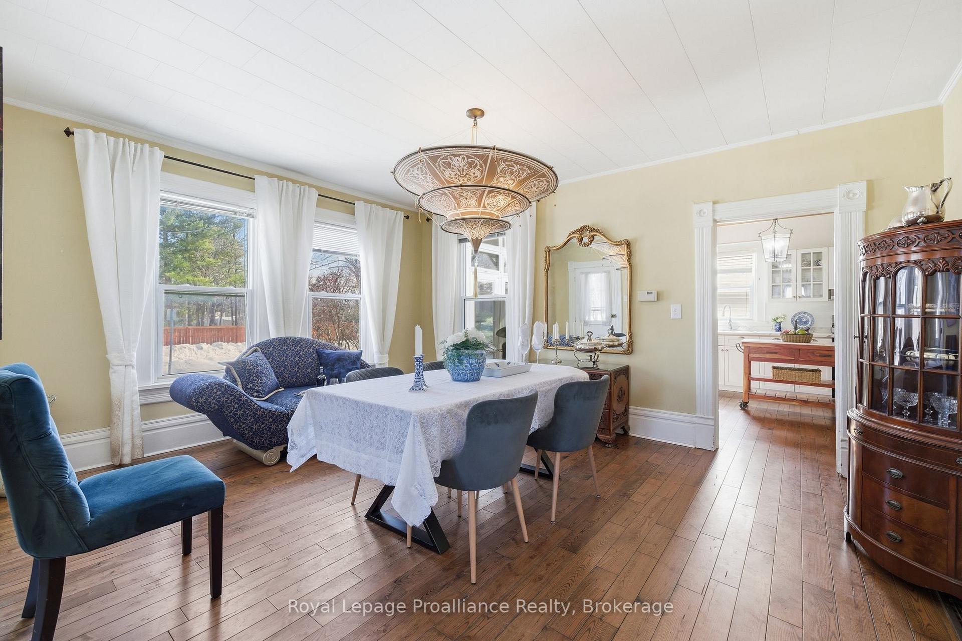 Photo 10 of 47 Paul Street, Prince Edward County, Picton — HOMEH