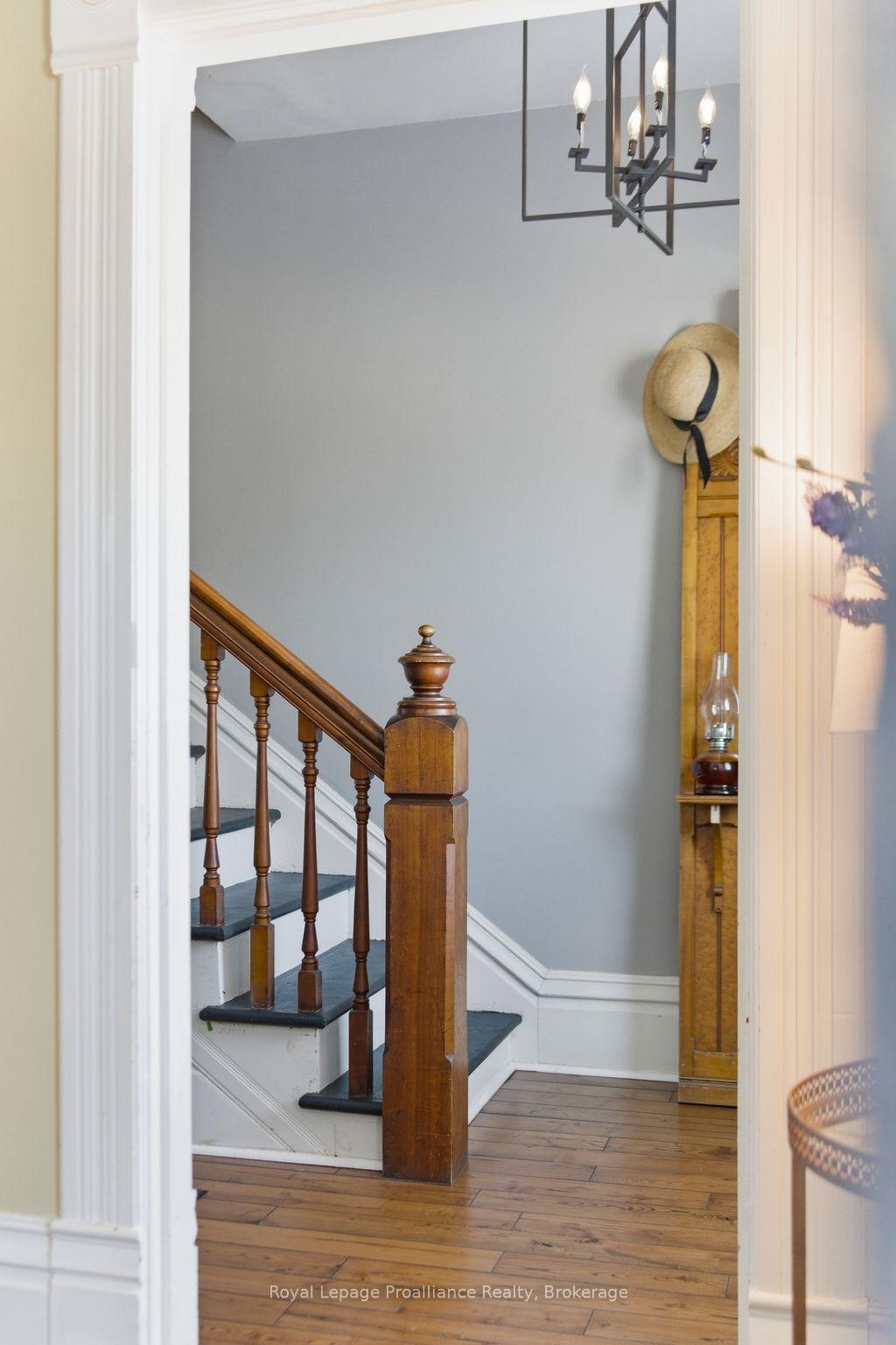Photo 18 of 47 Paul Street, Prince Edward County, Picton — HOMEH