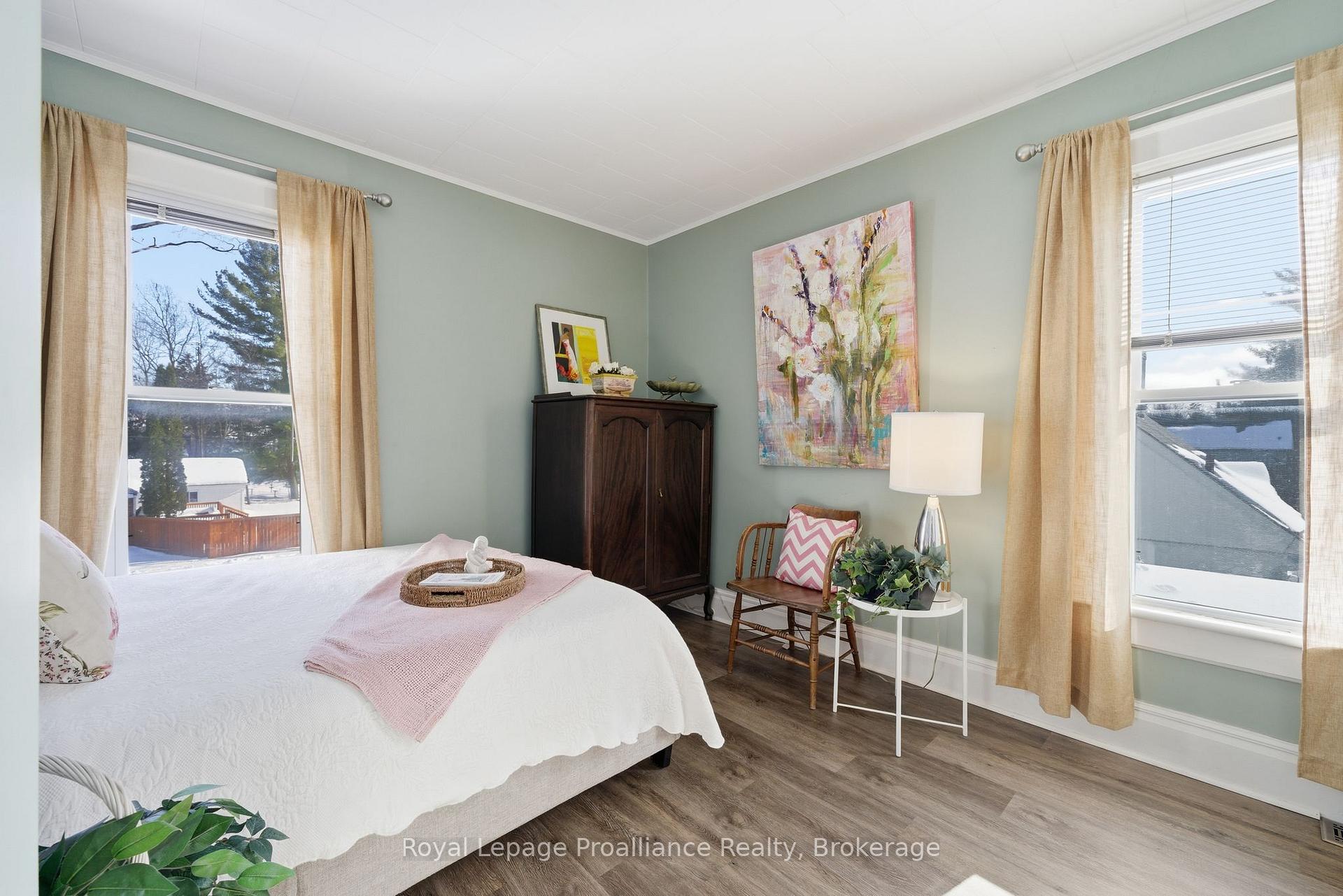 Photo 25 of 47 Paul Street, Prince Edward County, Picton — HOMEH