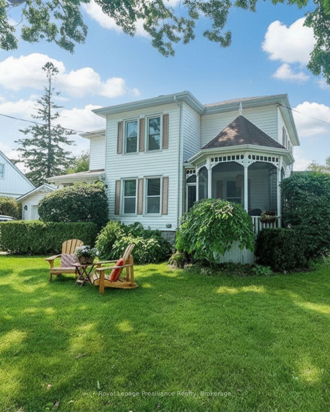 Photo 27 of 47 Paul Street, Prince Edward County, Picton — HOMEH