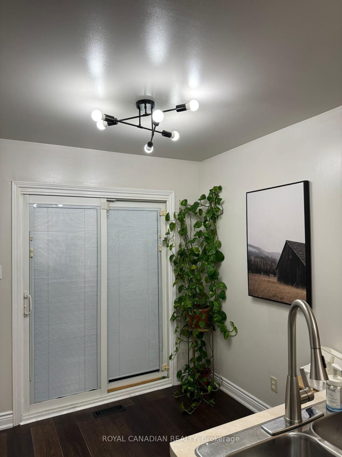 Photo 11 of 3435 Nighthawk Trail, Mississauga, Lisgar — HOMEH