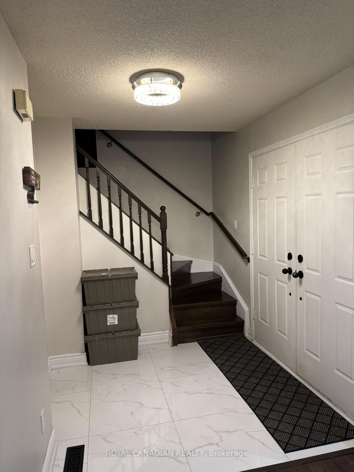 Photo 14 of 3435 Nighthawk Trail, Mississauga, Lisgar — HOMEH