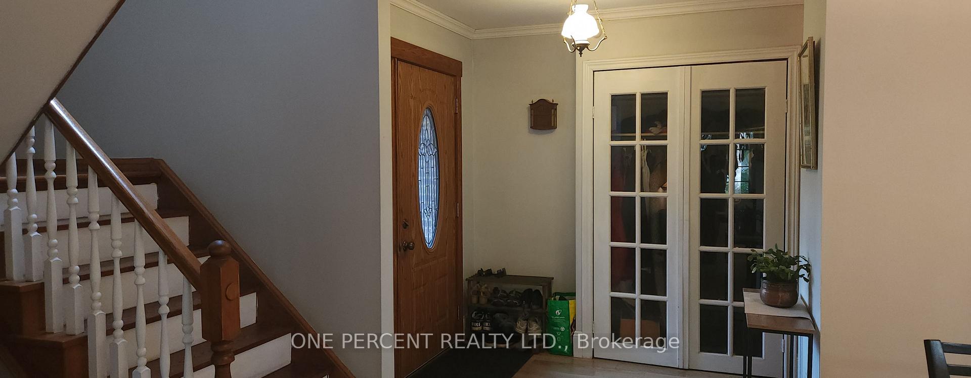 Photo 7 of 86 Haliburton Road, London, South K — HOMEH