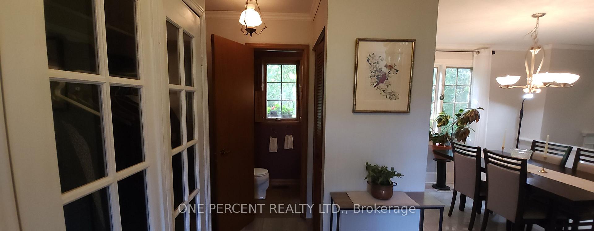 Photo 9 of 86 Haliburton Road, London, South K — HOMEH
