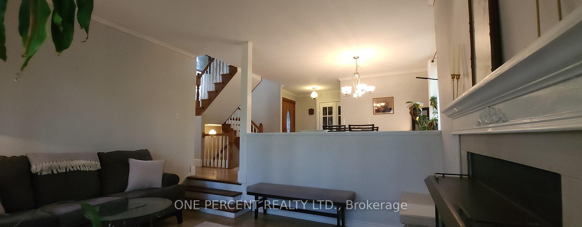 Photo 18 of 86 Haliburton Road, London, South K — HOMEH